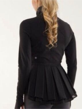 Rare Vintage Lululemon Peplum Riding Jacket Black Full Zip Read Measurements
